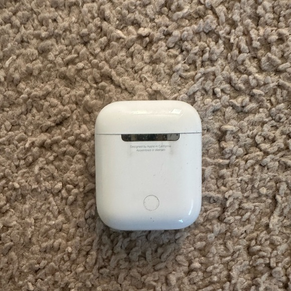 APPLE AirPods - Picture 4 of 5